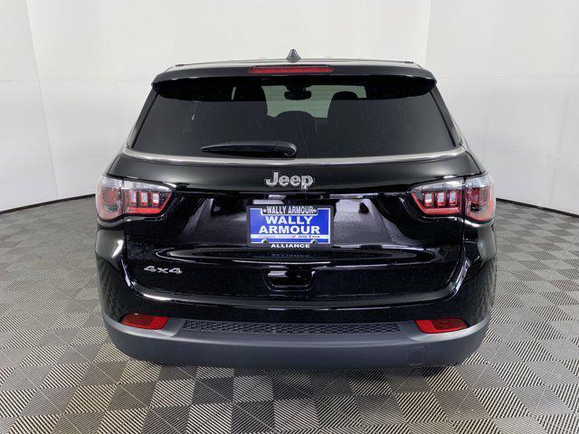 new 2025 Jeep Compass car, priced at $29,090