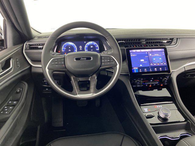 new 2025 Jeep Grand Cherokee L car, priced at $43,277