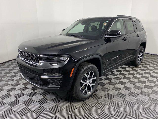 new 2025 Jeep Grand Cherokee car, priced at $41,716