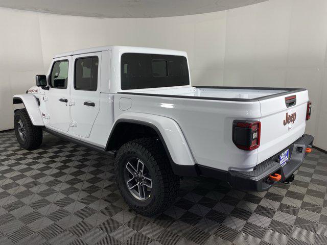 new 2025 Jeep Gladiator car, priced at $48,159