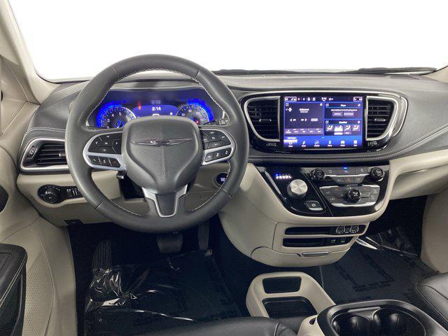 used 2022 Chrysler Pacifica car, priced at $28,600