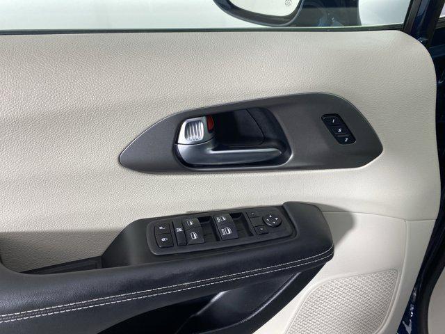 used 2022 Chrysler Pacifica car, priced at $28,600
