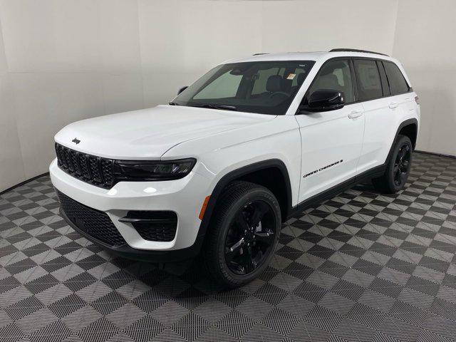 new 2025 Jeep Grand Cherokee car, priced at $41,512