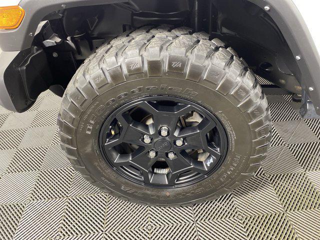 used 2022 Jeep Gladiator car, priced at $31,500
