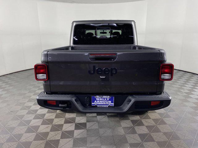 new 2025 Jeep Gladiator car, priced at $40,703