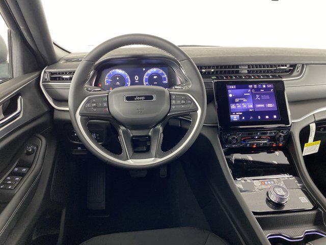 new 2025 Jeep Grand Cherokee car, priced at $37,475