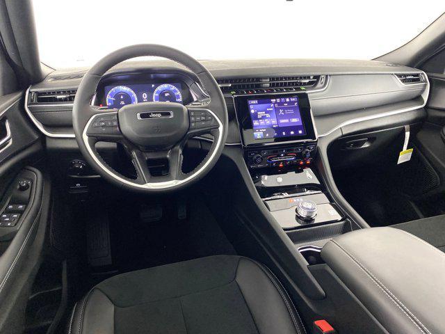 new 2025 Jeep Grand Cherokee car, priced at $41,529
