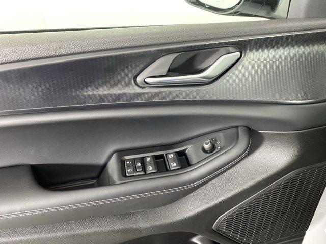 new 2025 Jeep Grand Cherokee car, priced at $41,529