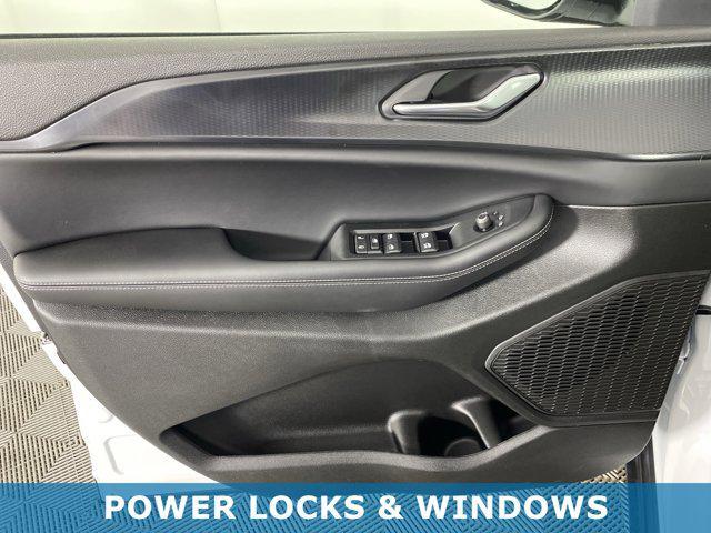 new 2025 Jeep Grand Cherokee car, priced at $41,529