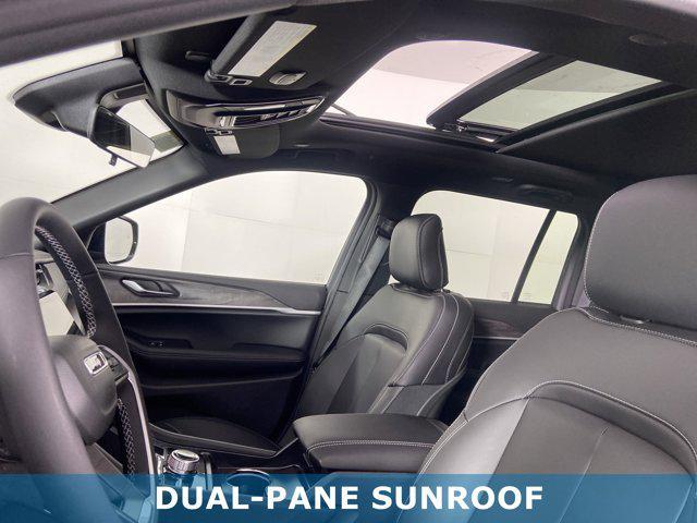 new 2025 Jeep Grand Cherokee car, priced at $45,755