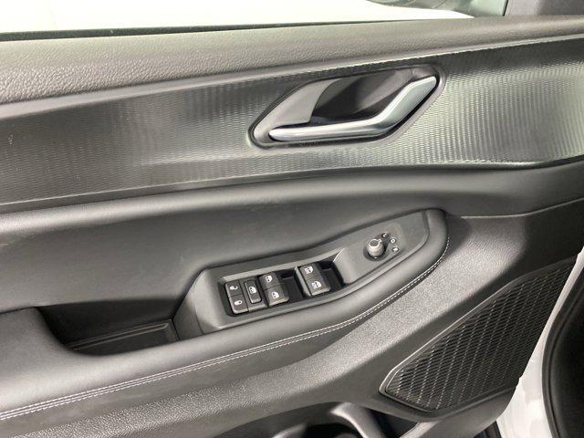 new 2025 Jeep Grand Cherokee car, priced at $42,825