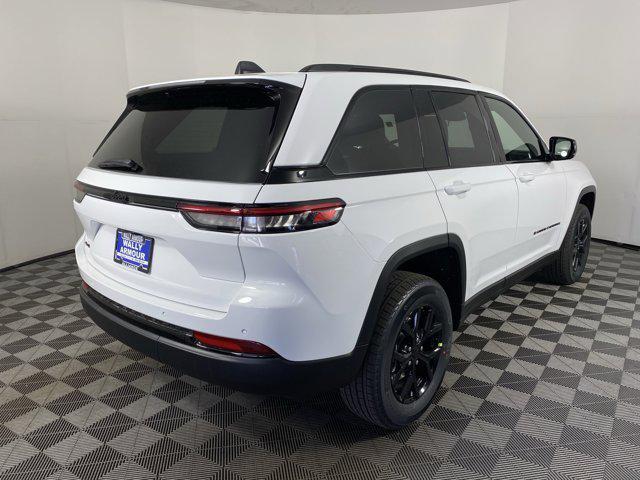 new 2025 Jeep Grand Cherokee car, priced at $39,605