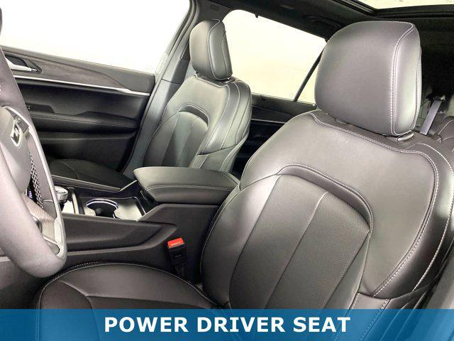 new 2025 Jeep Grand Cherokee L car, priced at $50,468