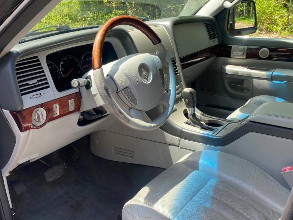 used 2005 Lincoln Aviator car, priced at $5,900