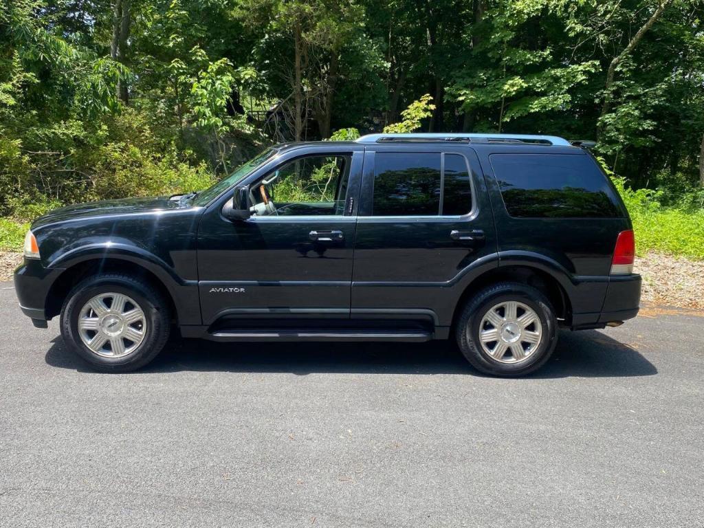 used 2005 Lincoln Aviator car, priced at $5,900