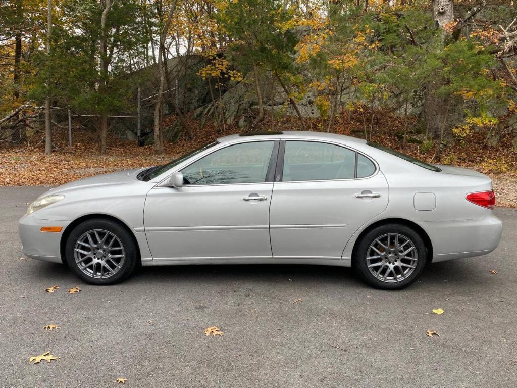 used 2005 Lexus ES 330 car, priced at $4,995