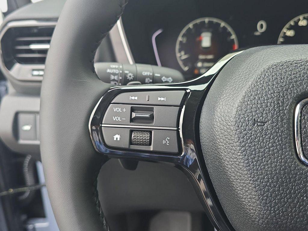 new 2025 Honda Pilot car, priced at $50,655