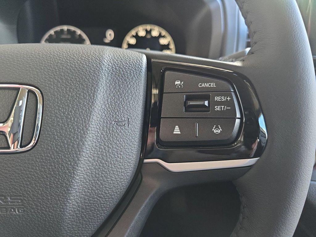 new 2026 Honda Odyssey car, priced at $45,250