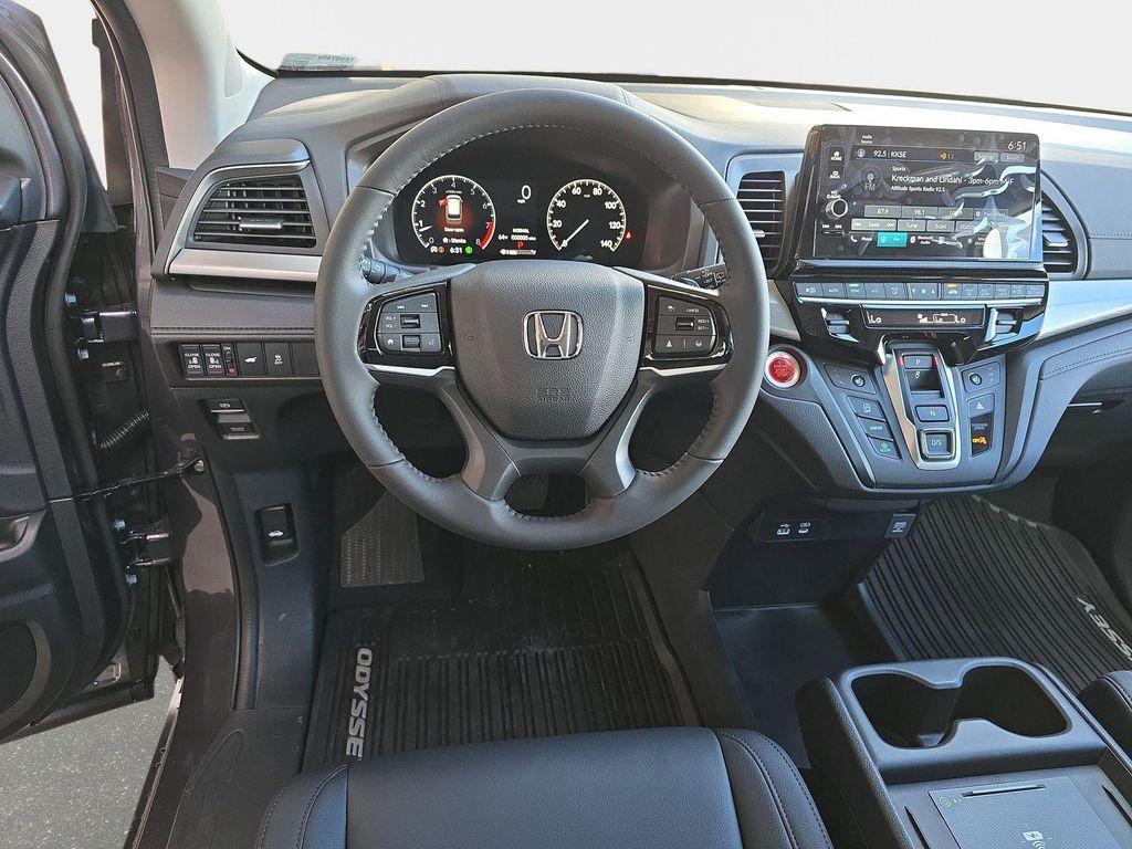 new 2026 Honda Odyssey car, priced at $45,250