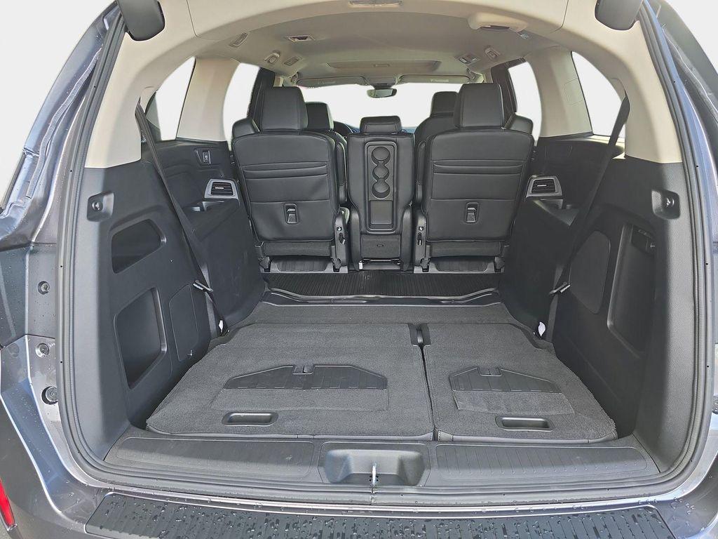 new 2026 Honda Odyssey car, priced at $45,250