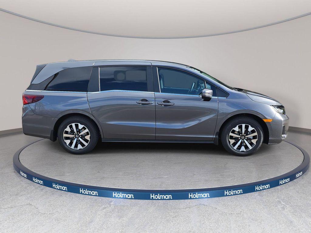 new 2026 Honda Odyssey car, priced at $45,250