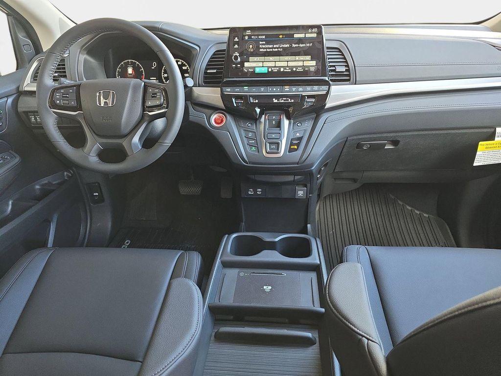 new 2026 Honda Odyssey car, priced at $45,250
