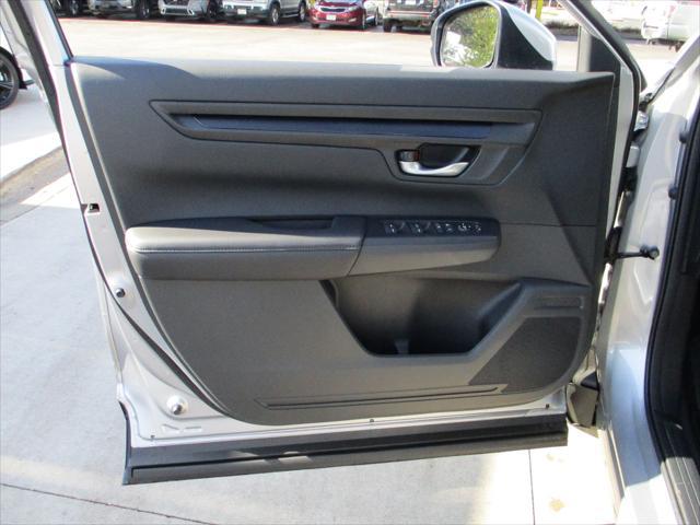 new 2025 Honda CR-V car, priced at $32,995