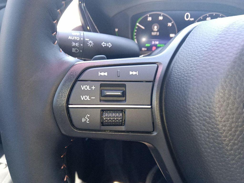 new 2026 Honda CR-V Hybrid car, priced at $40,195