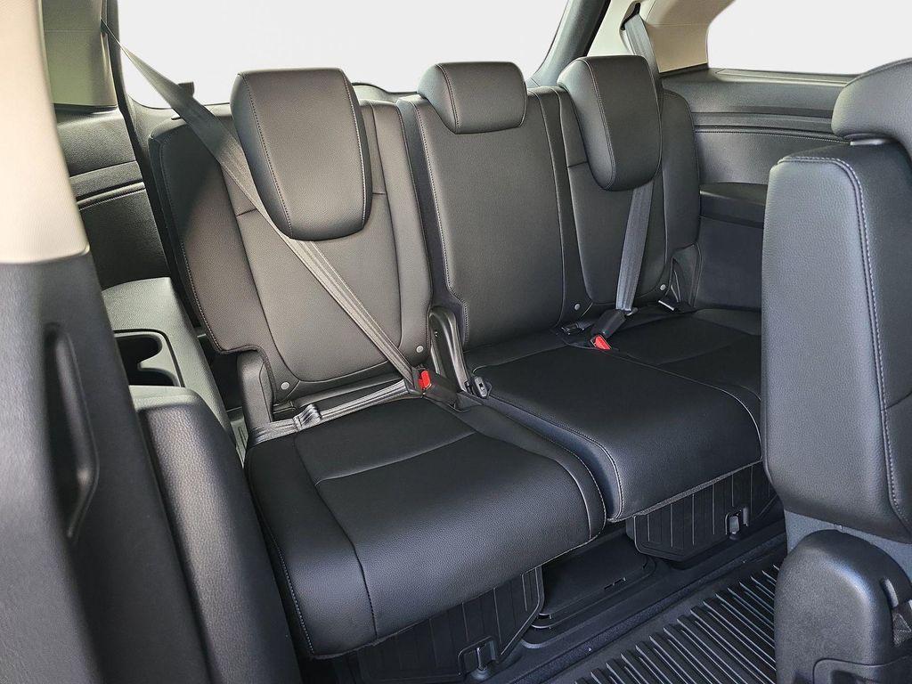 new 2026 Honda Odyssey car, priced at $44,290