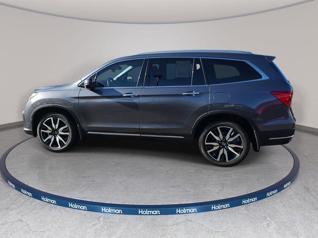 used 2022 Honda Pilot car, priced at $35,155