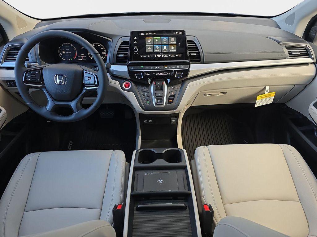 new 2026 Honda Odyssey car, priced at $45,250