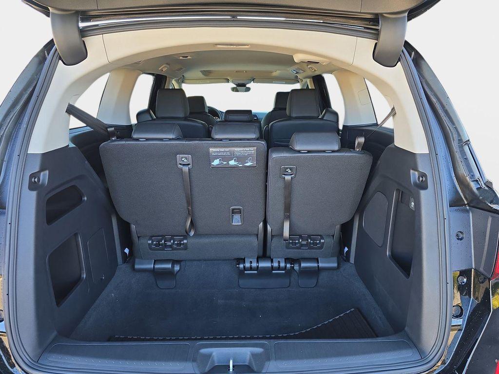 new 2026 Honda Odyssey car, priced at $44,290