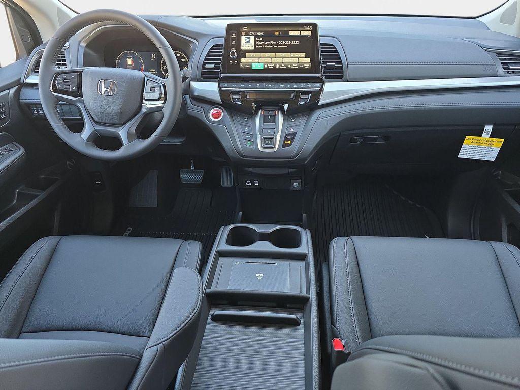 new 2026 Honda Odyssey car, priced at $44,290