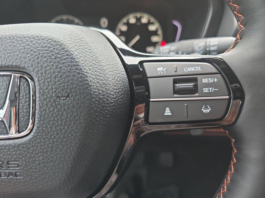 new 2025 Honda Pilot car, priced at $48,830