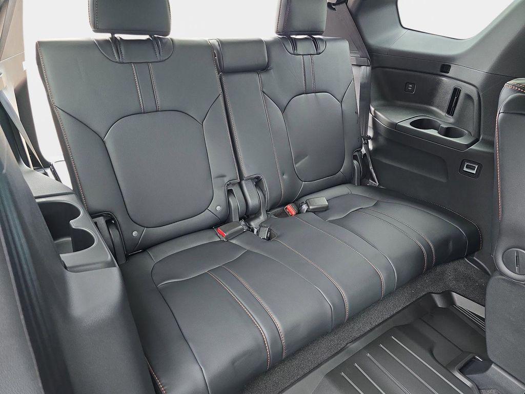 new 2025 Honda Pilot car, priced at $48,830