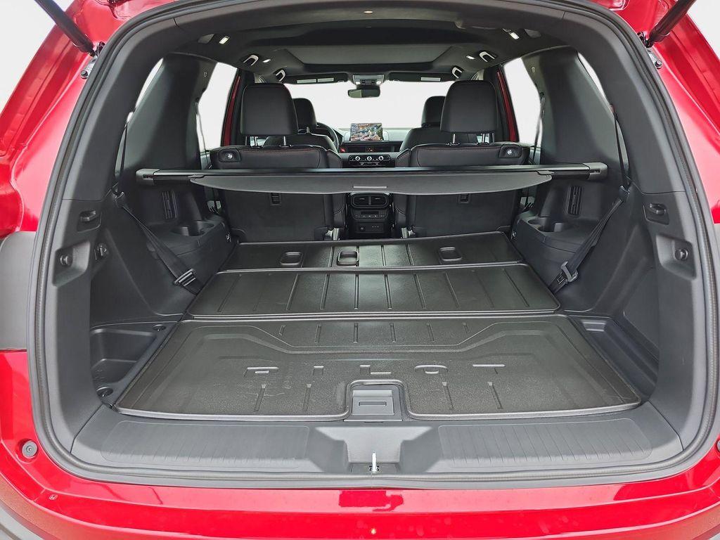 new 2025 Honda Pilot car, priced at $48,830