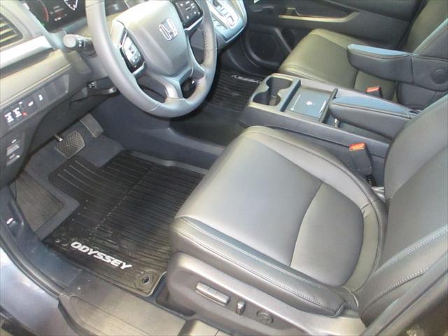 new 2025 Honda Odyssey car, priced at $43,670