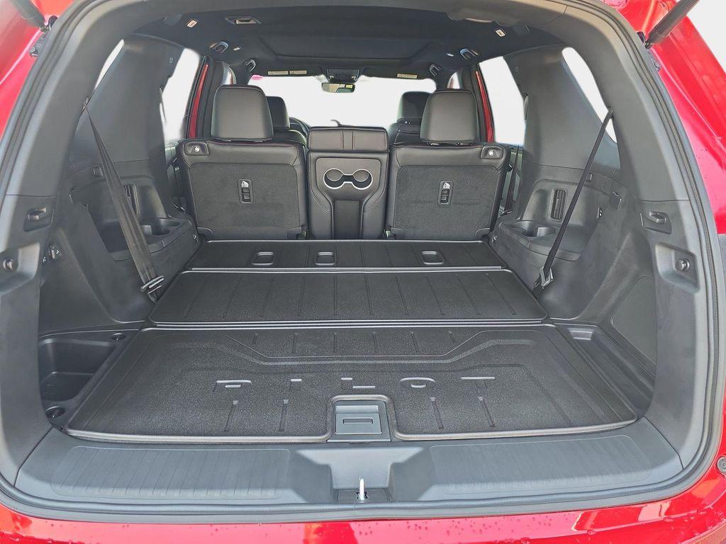 new 2025 Honda Pilot car, priced at $56,530