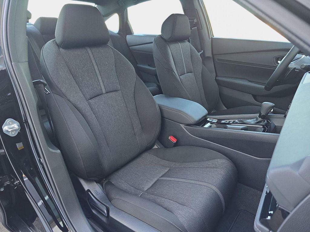 new 2025 Honda Accord Hybrid car, priced at $34,153
