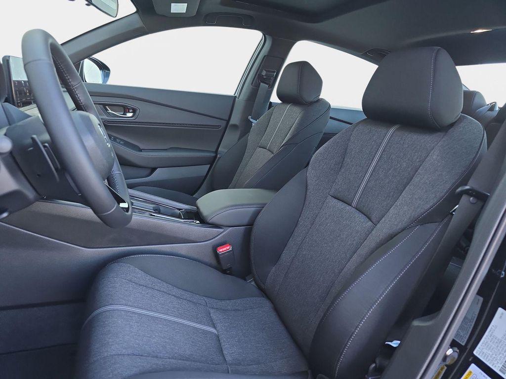 new 2025 Honda Accord Hybrid car, priced at $34,153