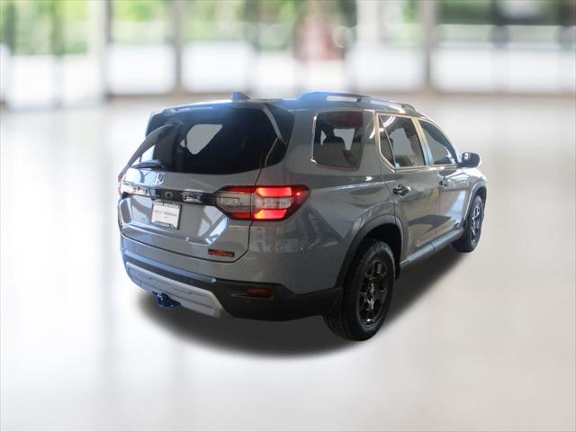 new 2025 Honda Pilot car, priced at $49,290