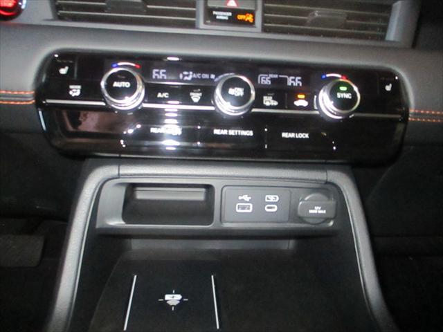 new 2025 Honda Pilot car, priced at $49,290