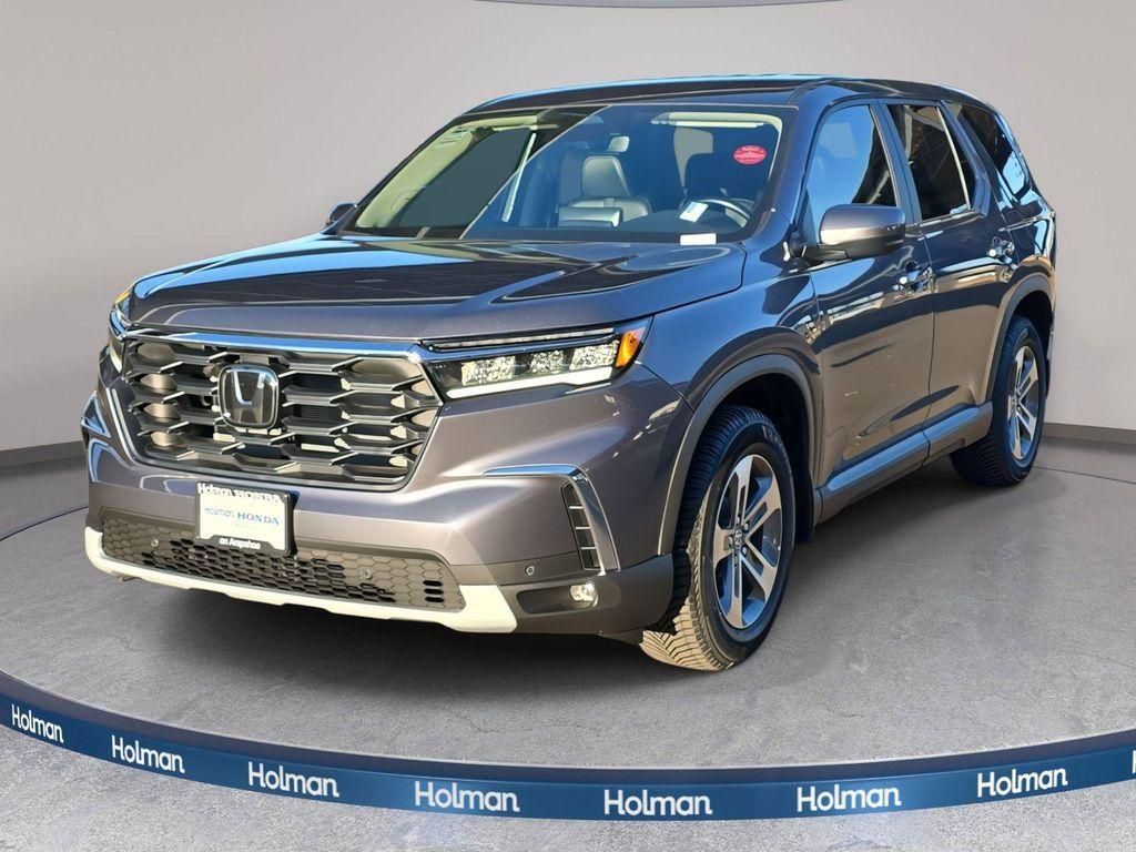 used 2023 Honda Pilot car, priced at $37,690