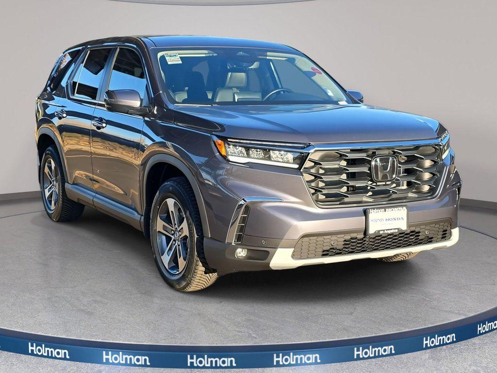 used 2023 Honda Pilot car, priced at $37,690