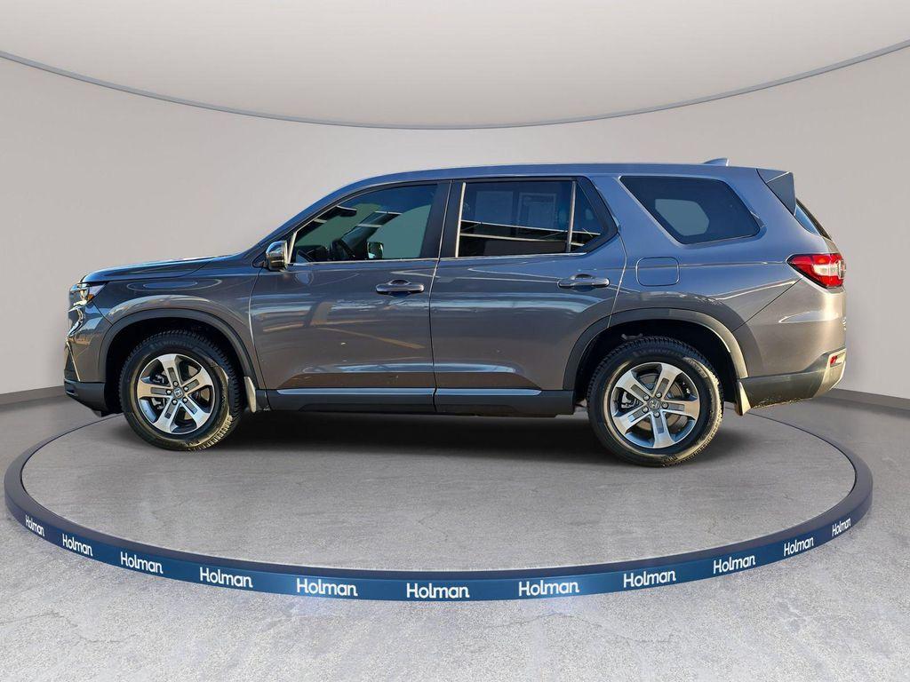 used 2023 Honda Pilot car, priced at $37,690