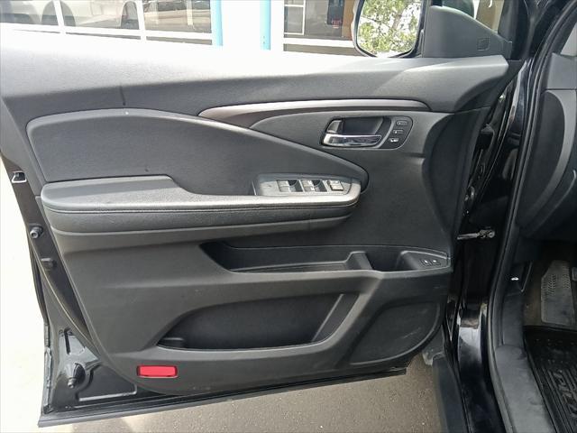 used 2022 Honda Pilot car, priced at $29,700