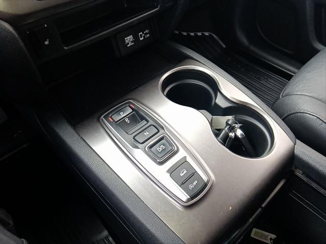 used 2022 Honda Pilot car, priced at $29,700