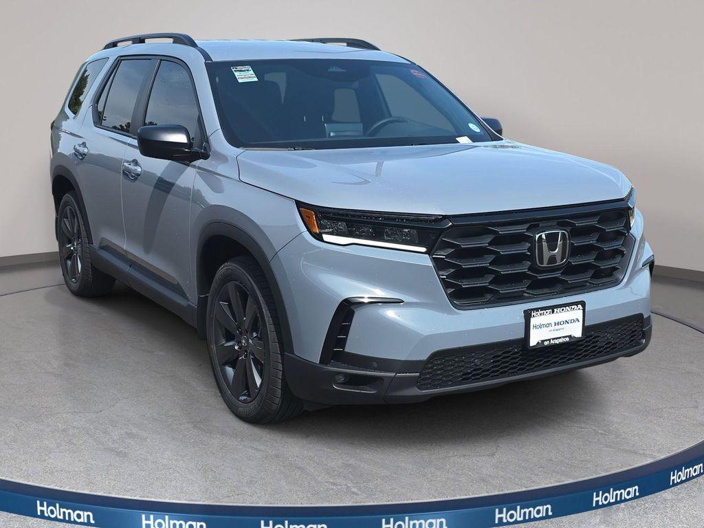 new 2025 Honda Pilot car, priced at $43,355