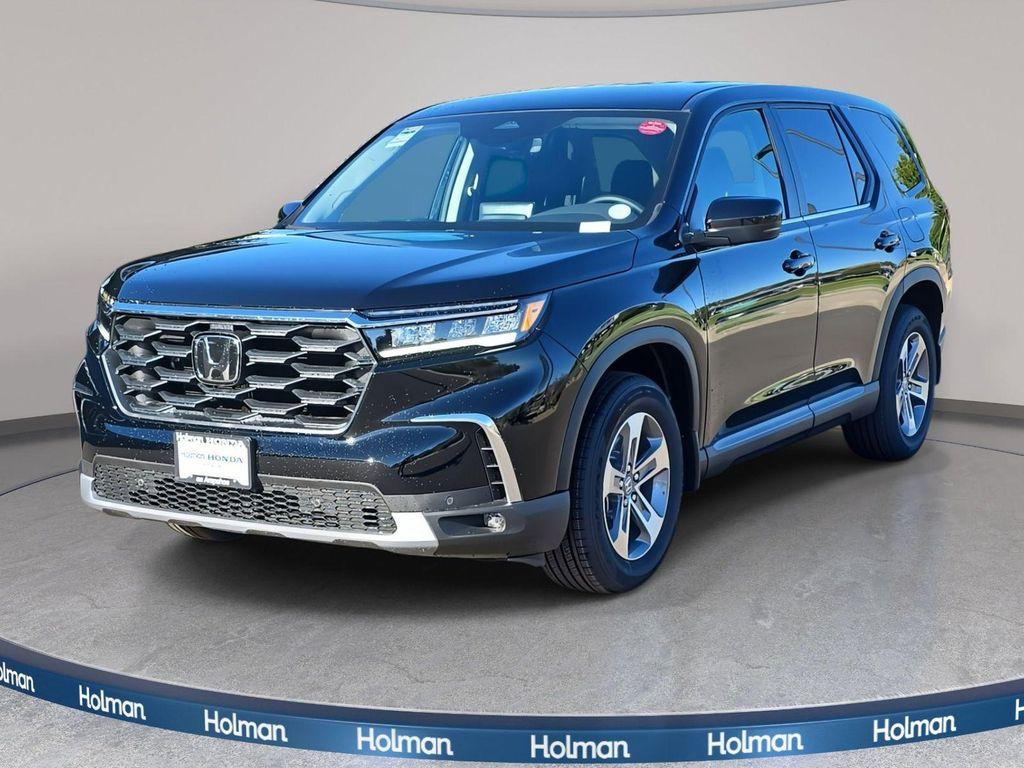 new 2025 Honda Pilot car, priced at $45,930