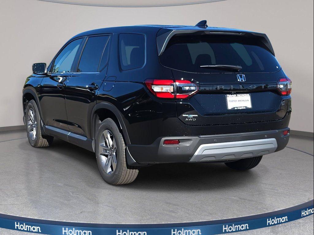 new 2025 Honda Pilot car, priced at $46,930